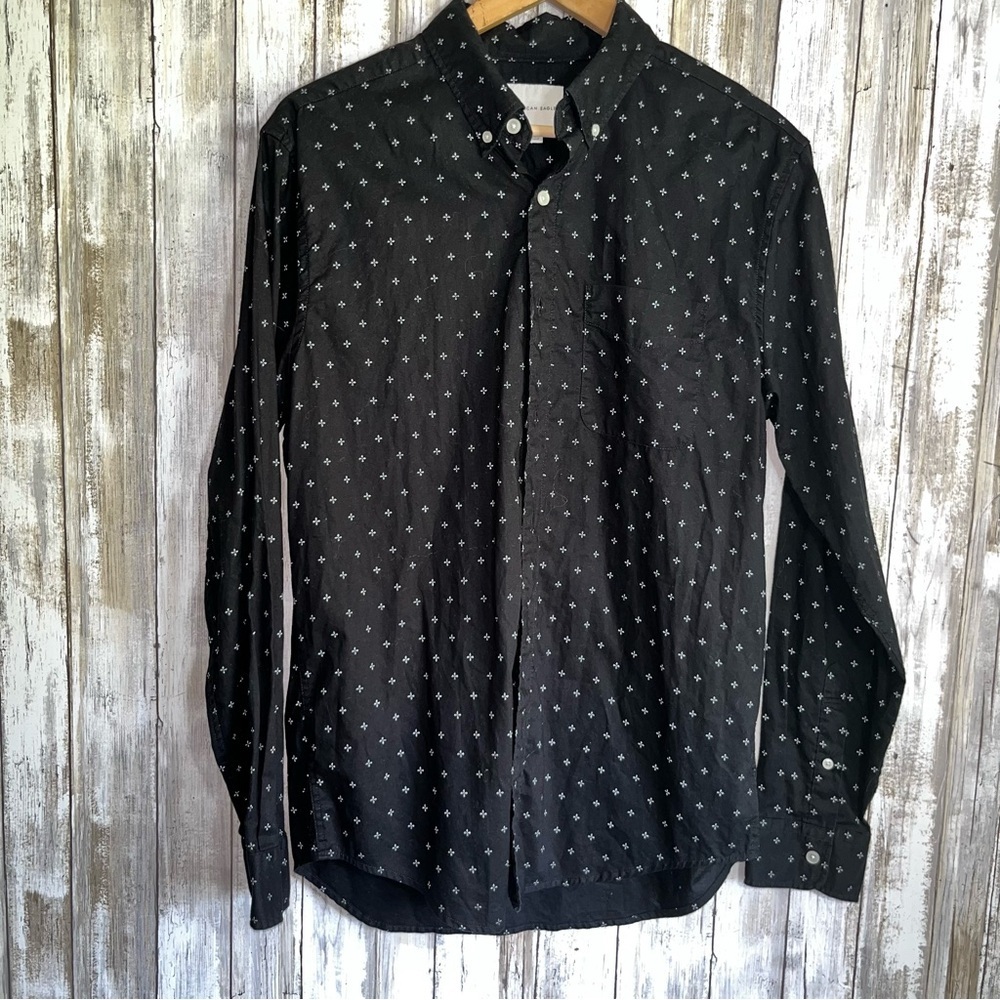American Eagle Men’s Black Printed Button Down